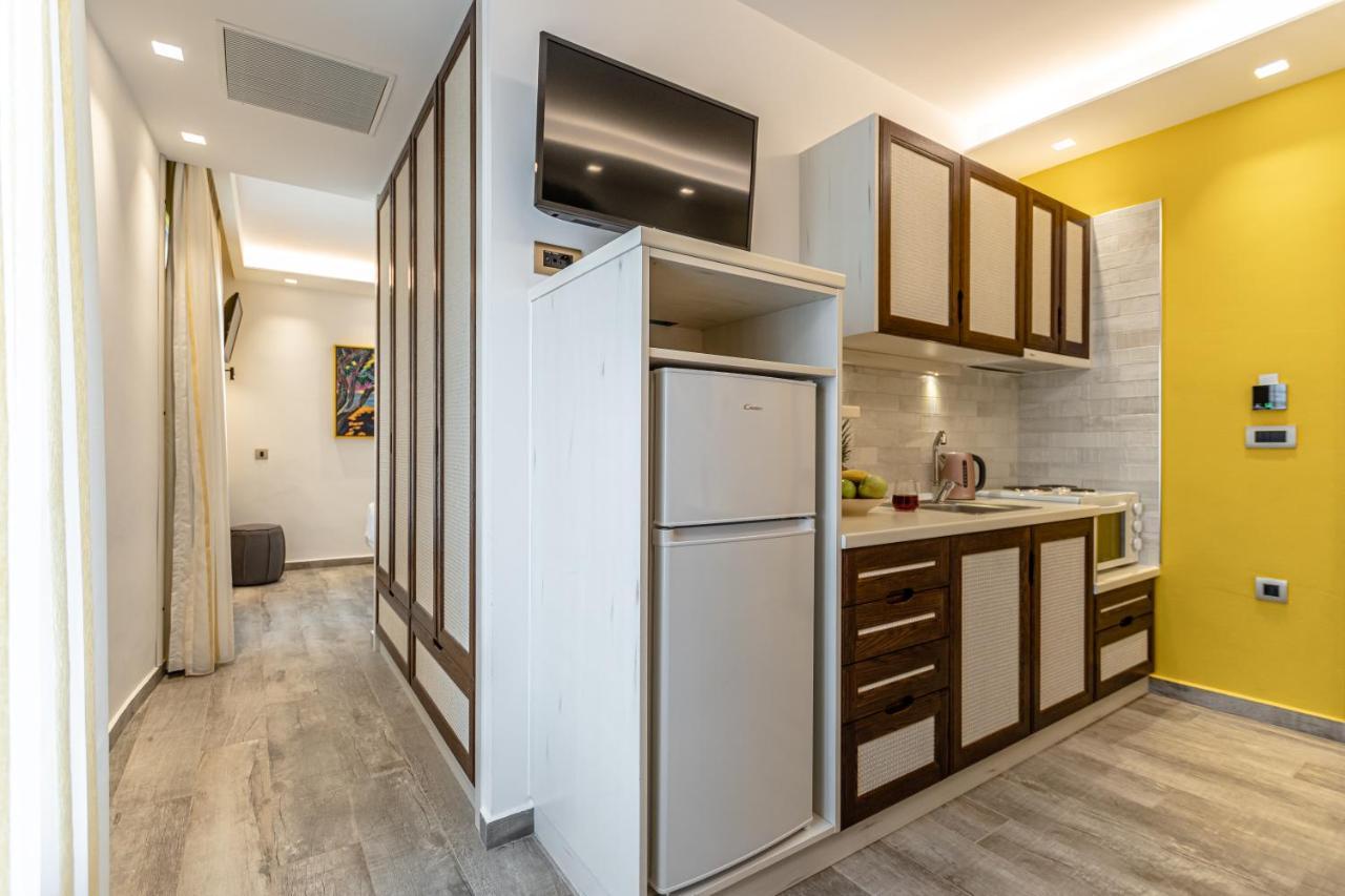 Mariet Naxos Spa & Suites Naxos City Экстерьер фото